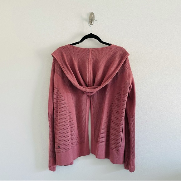 Lululemon Still Movement Wrap - Picture 2 of 7